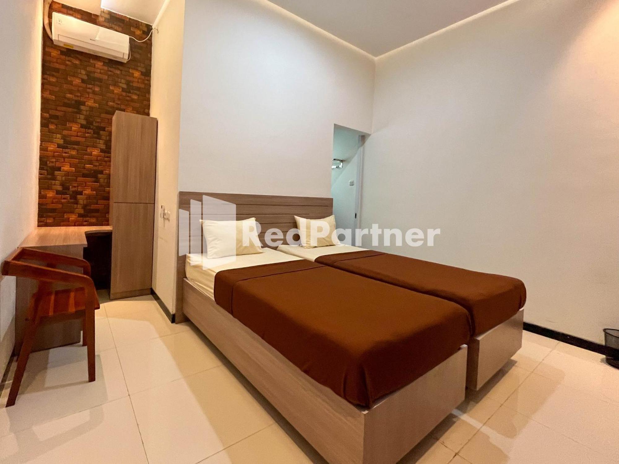 Griya Borobudur Malang Syariah Redpartner Blimbing  Eksteriør billede